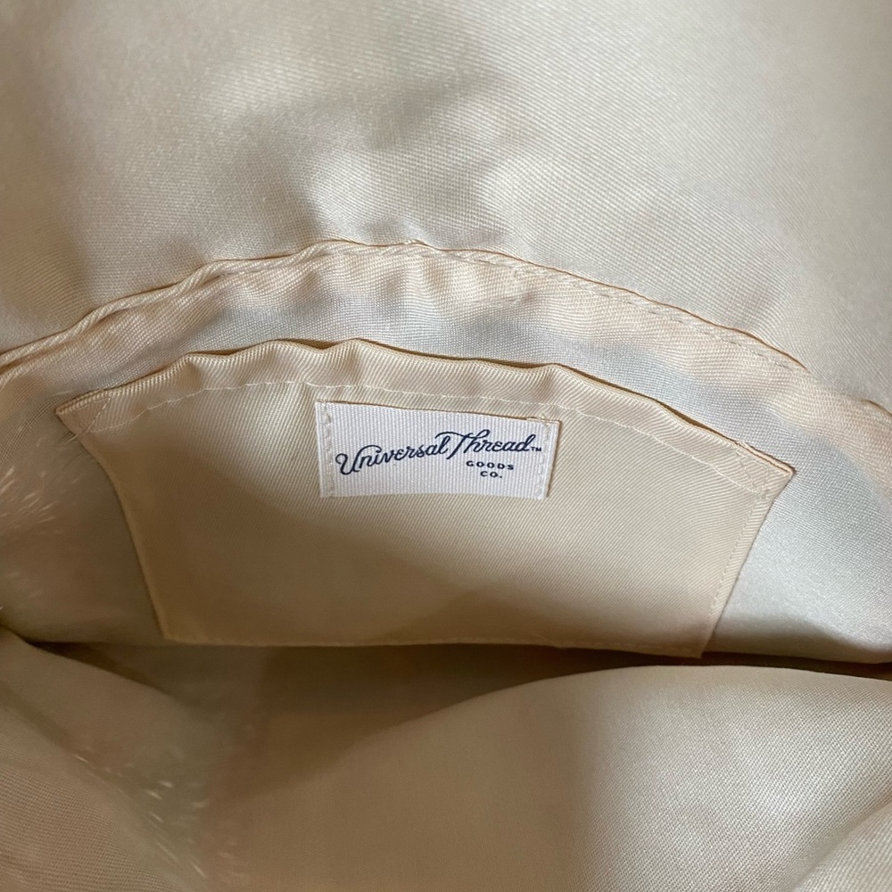 Universal Thread purse - Picture 7 of 8